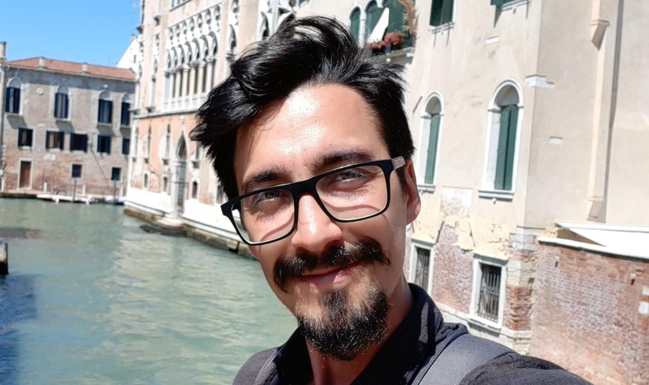 Portrait of Tiago Sales, full-stack developer based in Portugal